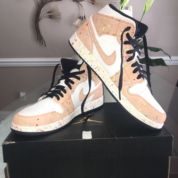 Nike Jordan 1 Mid SE Brushstroke NWB - Picture 10 of 14